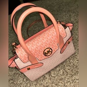 Micheal Kors Carmen Colorblock Medium Flap Satchel